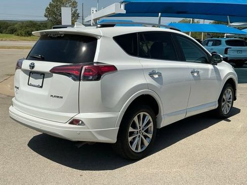 Used 2017 Toyota RAV4 Platinum FWD image 3