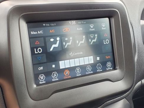 Used 2020 Jeep Renegade Limited AWD/4WD image 17