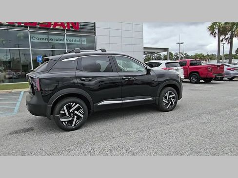 New 2026 Nissan Kicks SV FWD image 34