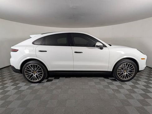 Certified 2023 Porsche Cayenne Platinum Edition AWD/4WD image 8