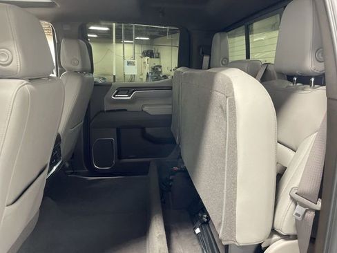 Used 2025 GMC Sierra 1500 SLT w/ SLT Premium Package image 24