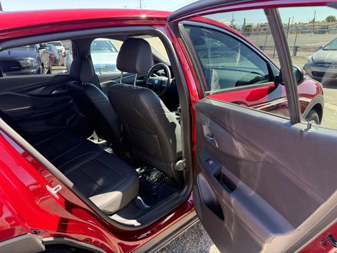 Used 2024 Buick Envista Preferred w/ Convenience I Package image 19