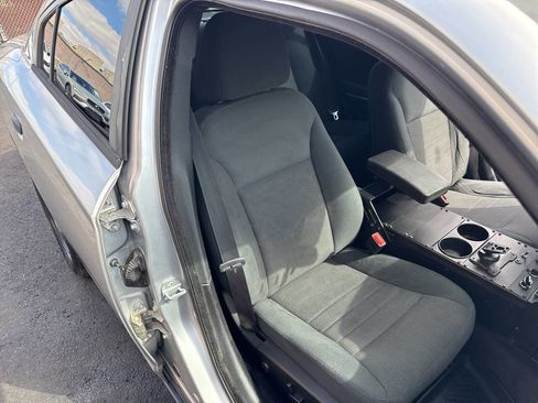 Used 2011 Dodge Charger Police w/ Convenience Group I image 30