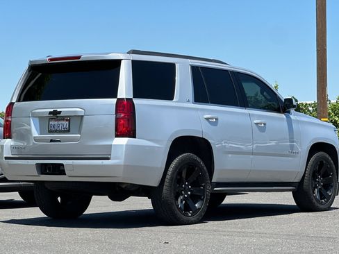 Used 2016 Chevrolet Tahoe LS RWD image 4