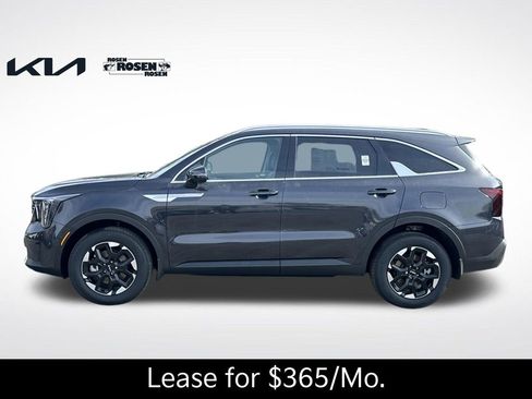 New 2026 Kia Sorento S AWD/4WD image 2