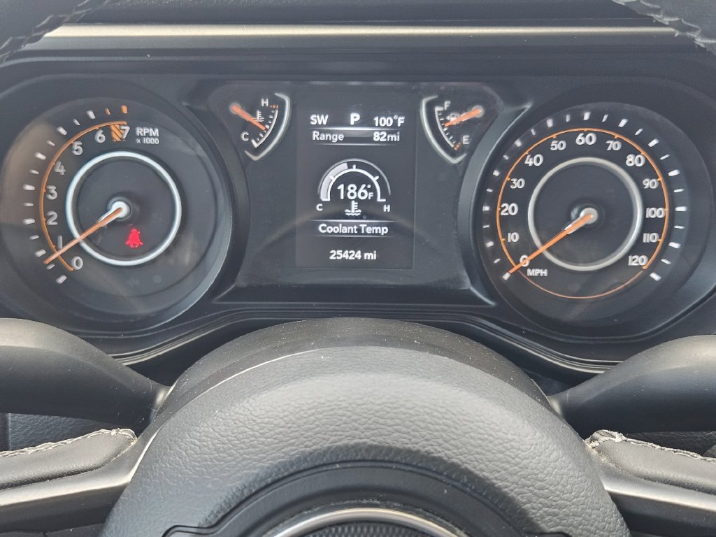 Used 2025 Jeep Gladiator Sport AWD/4WD image 16