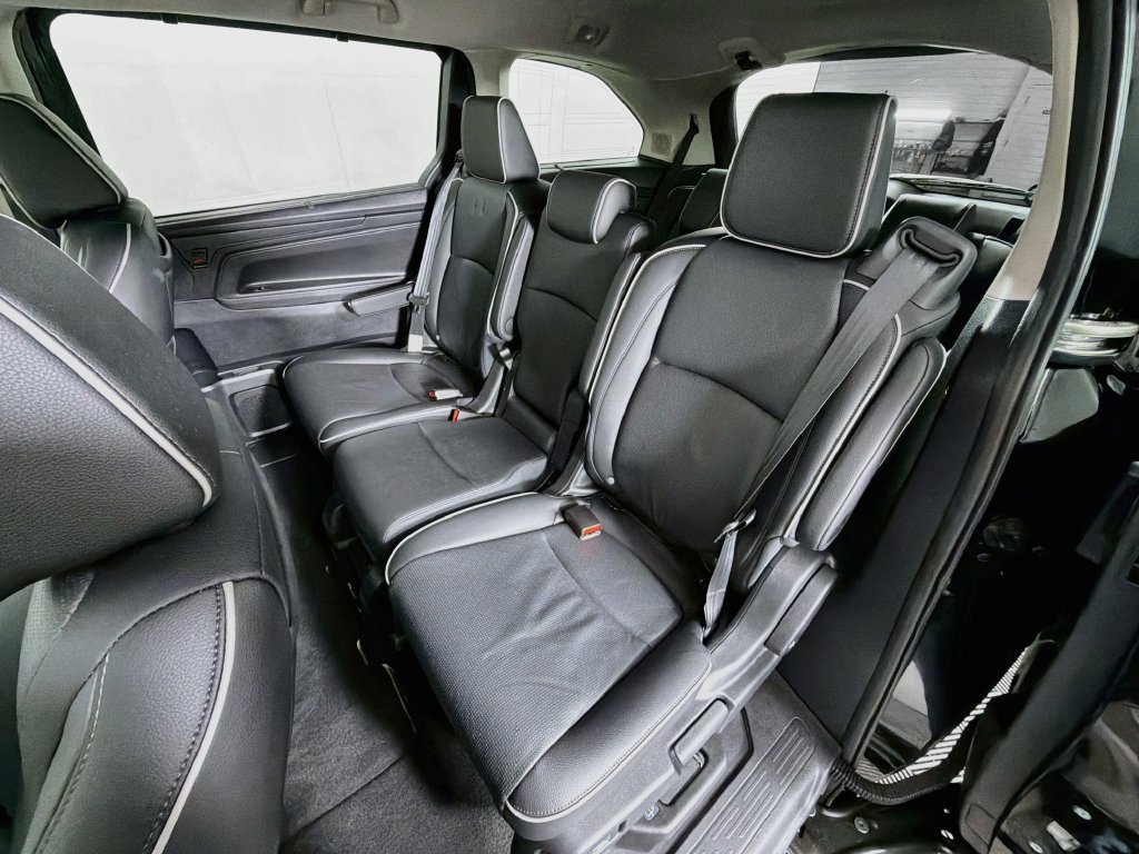 Used 2026 Honda Odyssey Elite image 25