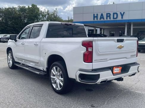Used 2024 Chevrolet Silverado 1500 High Country w/ High Country Premium Package AWD/4WD image 6