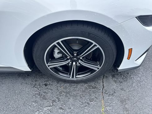 Used 2025 Ford Mustang Premium RWD image 18