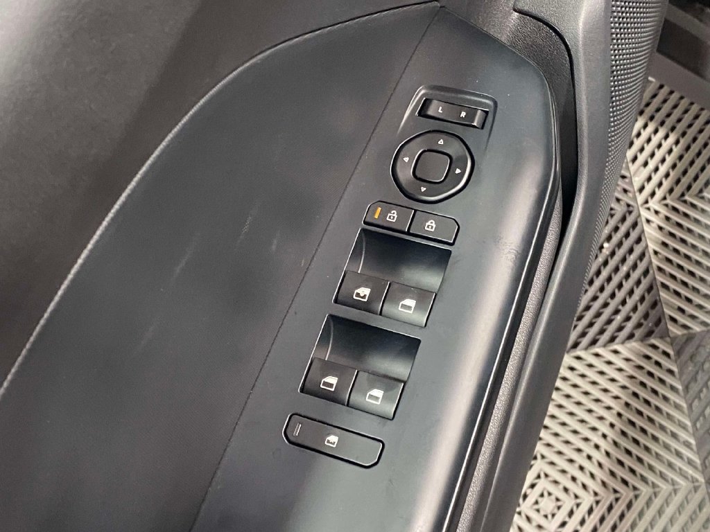 New 2026 Kia K4 FWD image 19