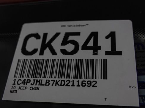 Used 2019 Jeep Cherokee Latitude Plus w/ Cold Weather Group image 49