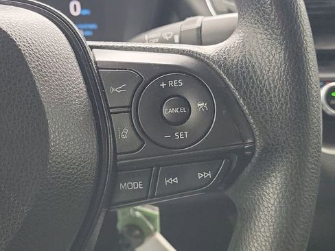 Used 2021 Toyota Corolla LE image 33