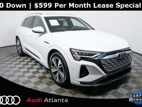 Used 2024 Audi Q8 e-tron Premium Plus image 1