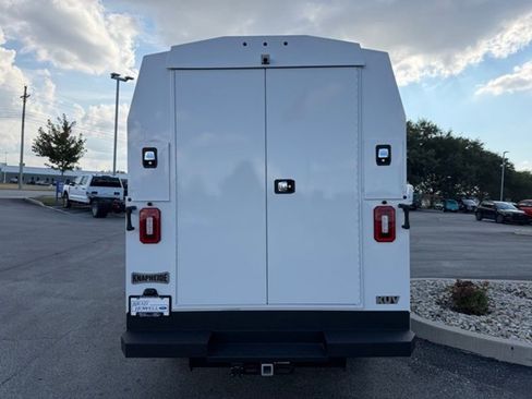 New 2026 Ford E-350 and Econoline 350 Super Duty w/ Power Equipment Group image 8