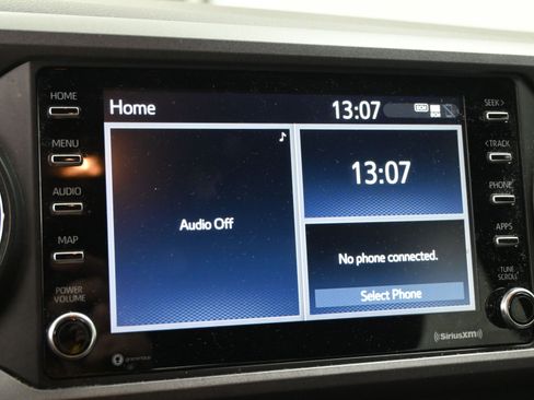 Used 2020 Toyota Tacoma TRD Sport image 12