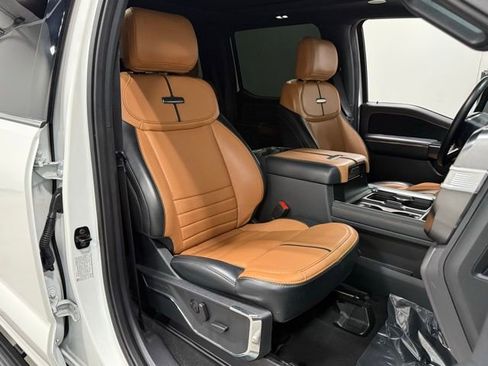 Used 2024 Ford F250 Platinum image 37