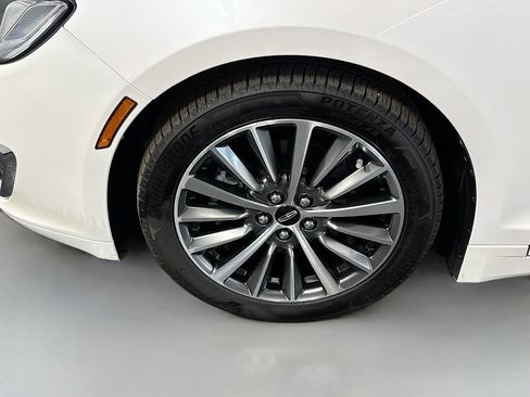 Used 2019 Lincoln MKZ Reserve image 38