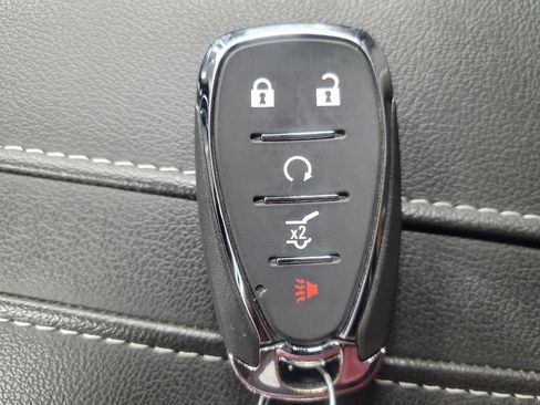Used 2024 Chevrolet Blazer LT w/ Convenience Package FWD image 32