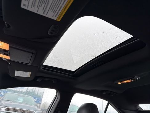 Used 2016 Ford Taurus Limited image 11