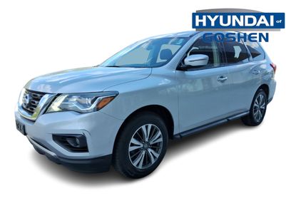 Used 2017 Nissan Pathfinder SV