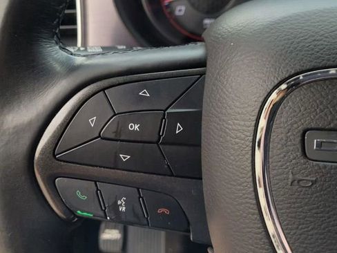 Used 2018 Dodge Charger SXT RWD image 15