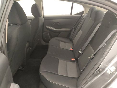 Used 2025 Nissan Sentra SV FWD image 18