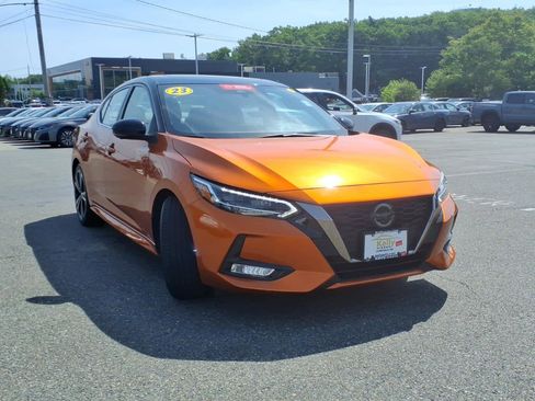 Used 2023 Nissan Sentra SR FWD image 3
