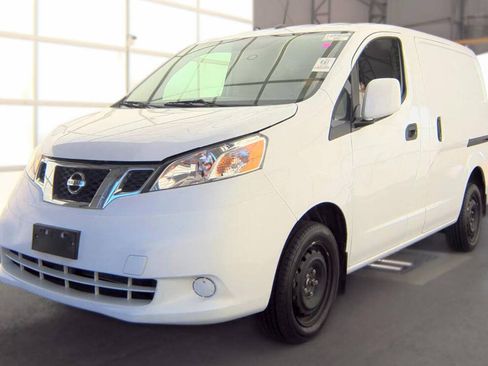 Used 2019 Nissan NV200 SV w/ Navigation Package FWD image 6