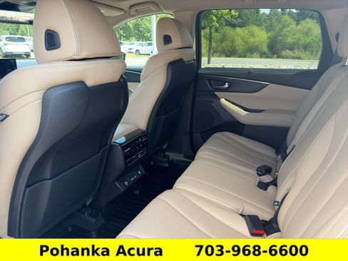 Used 2024 Acura MDX SH-AWD w/ Advance Package image 23