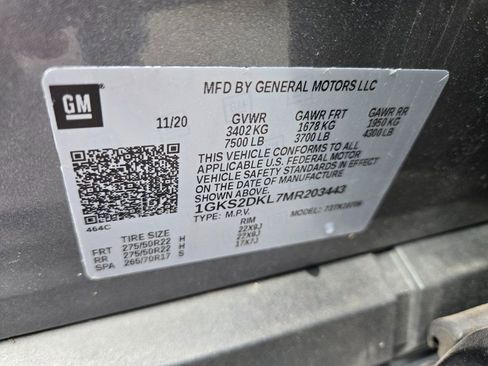 Used 2021 GMC Yukon Denali w/ Denali Premium Package image 14