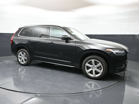 Used 2022 Volvo XC90 T5 Momentum AWD/4WD image 32