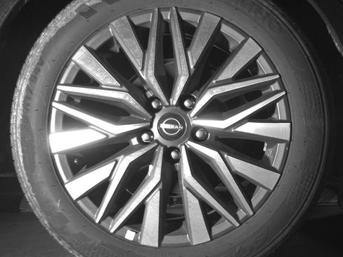 Used 2025 Nissan Altima 2.5 SV image 15