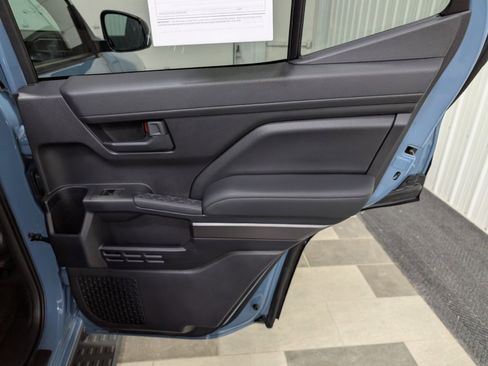 Used 2025 Toyota 4Runner TRD Off-Road image 25