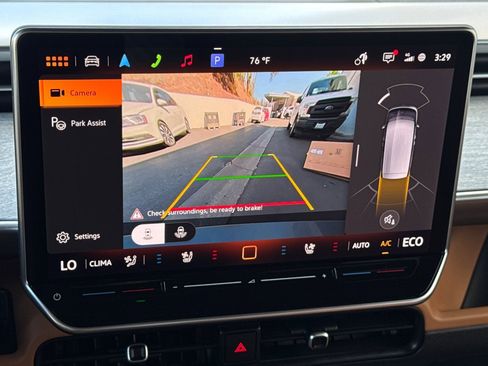 New 2025 Volkswagen ID. Buzz Pro S image 19