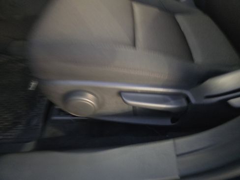 Used 2025 MAZDA MAZDA3 s image 6