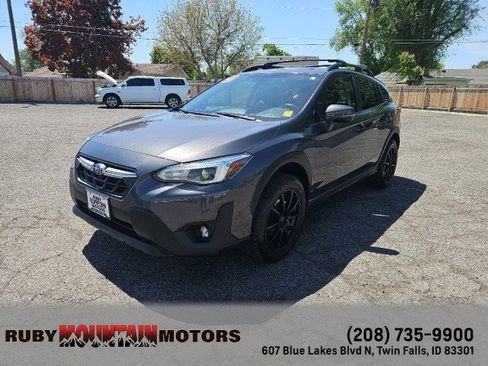 Used 2021 Subaru Crosstrek 2.5i Limited w/ Moonroof Package 2 AWD/4WD image 3