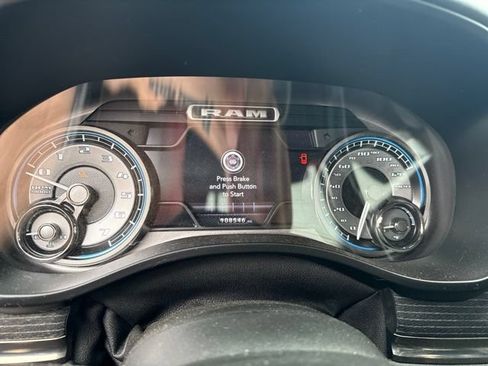 Used 2019 RAM 1500 Limited AWD/4WD image 7