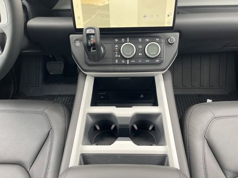 New 2026 Land Rover Defender 110 S AWD/4WD image 23