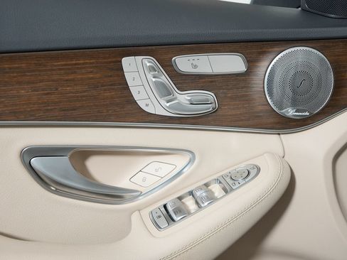 Certified 2021 Mercedes-Benz C 300 4MATIC Sedan image 29