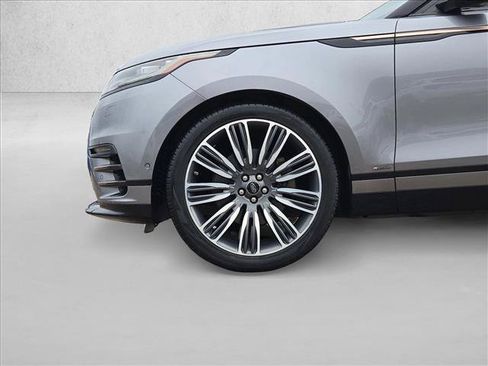 Used 2020 Land Rover Range Rover Velar R-Dynamic S AWD/4WD image 24