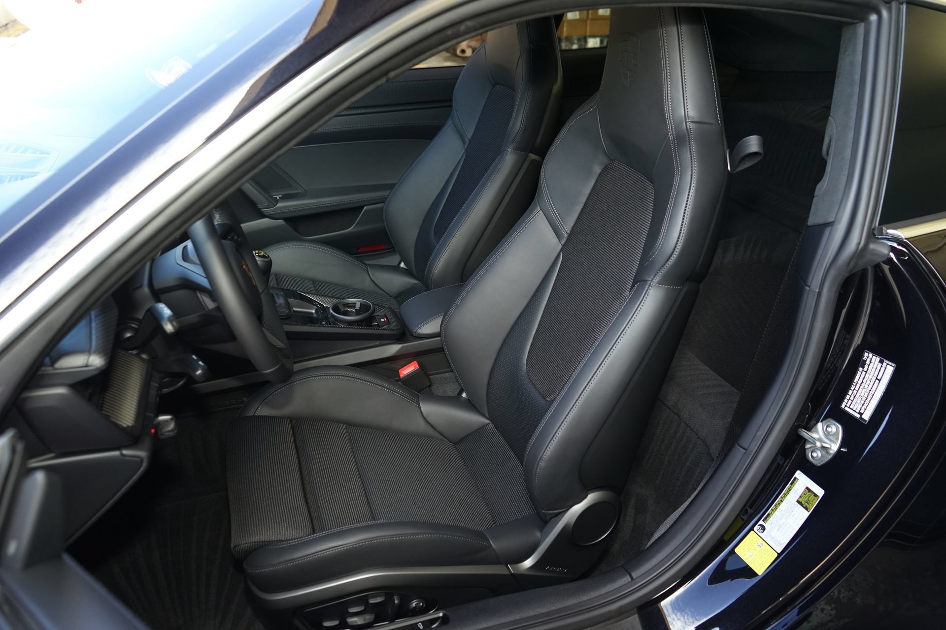 Used 2026 Porsche 911 GT3 RWD image 9