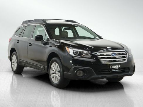 Used 2017 Subaru Outback 2.5i Premium AWD/4WD image 7