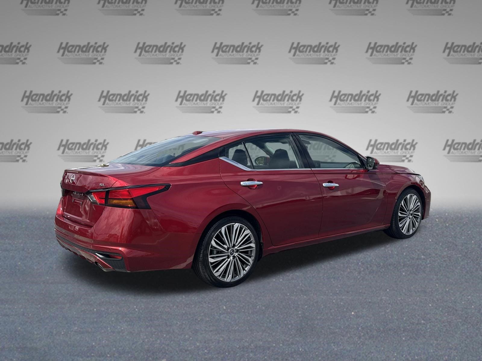 Used 2023 Nissan Altima 2.5 SL FWD image 10