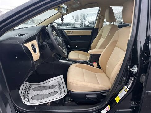 Used 2017 Toyota Corolla L image 9