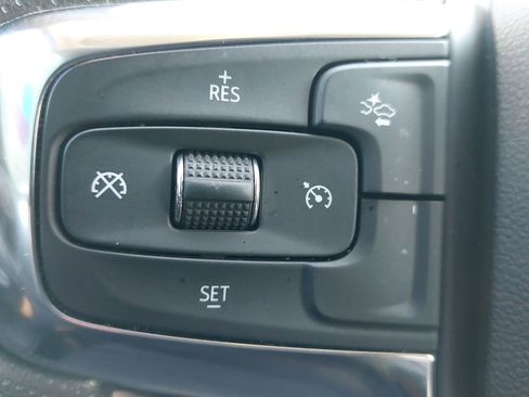 Used 2023 Chevrolet Blazer LT w/ Driver Confidence Package image 17