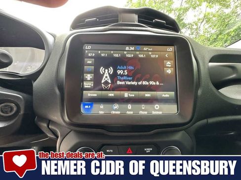 Used 2023 Jeep Renegade Trailhawk AWD/4WD image 16