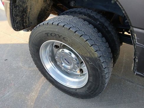 Used 2022 Ford F450 XL w/ STX Appearance Package image 6