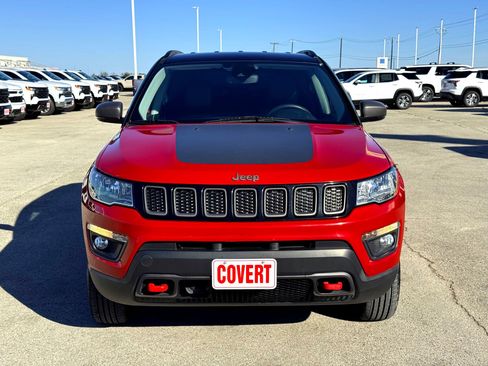 Used 2021 Jeep Compass Trailhawk image 3