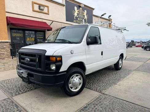 Used 2013 Ford E-150 and Econoline 150 w/ PWR Group image 1