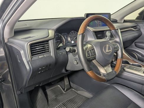 Used 2022 Lexus RX 350L FWD w/ Premium Package image 11